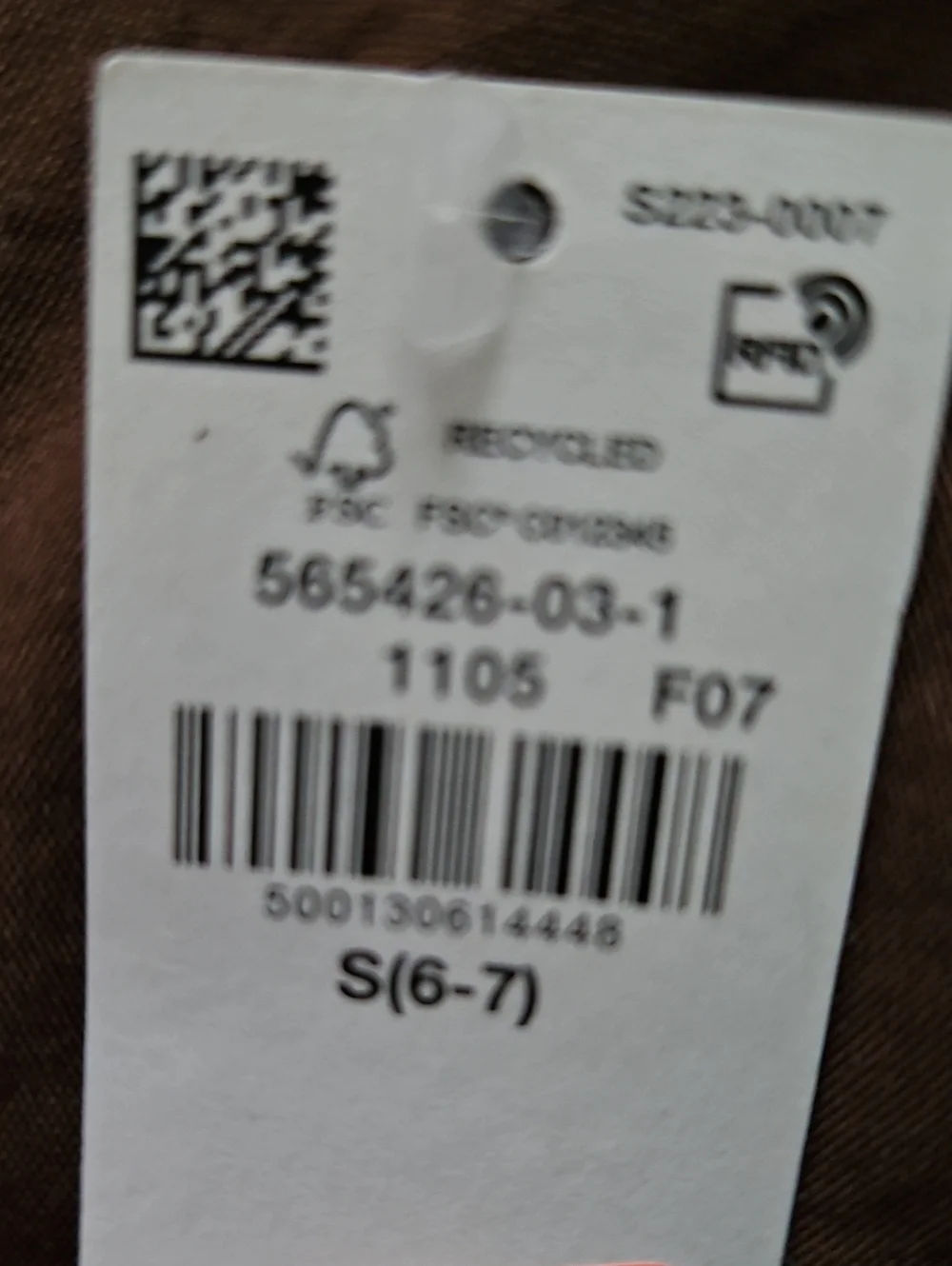 NWT. Kids Cargo Pants. Size S (6-7)